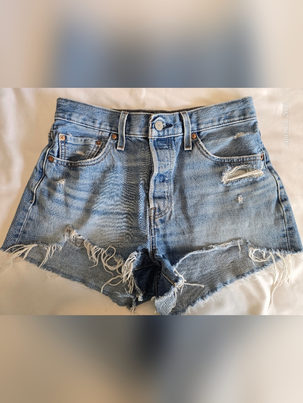 Levi's 501 Women's Medium Blue Denim Jean Shorts